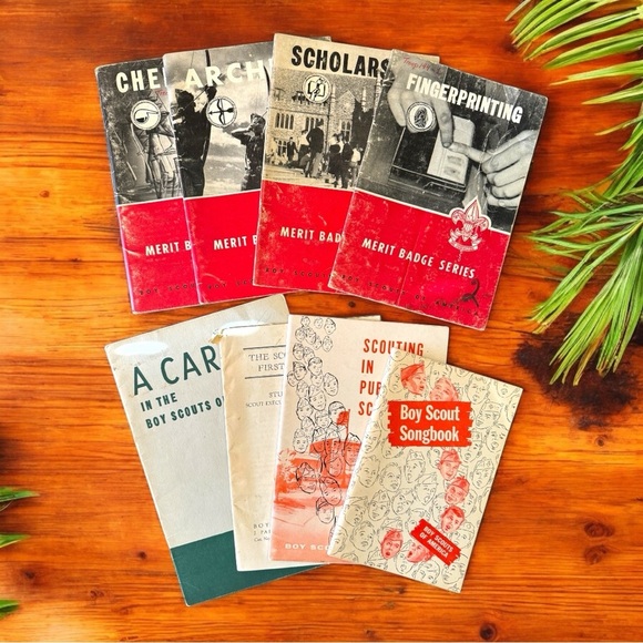 VINTAGE 1950s Boy Scouts of America Booklets 8 Book Bundle Retro / Estate Sale - Picture 1 of 16